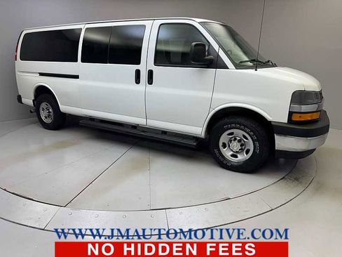 Used 2021 Chevrolet Express 3500 LT w/ LT Preferred Equipment Group image 7