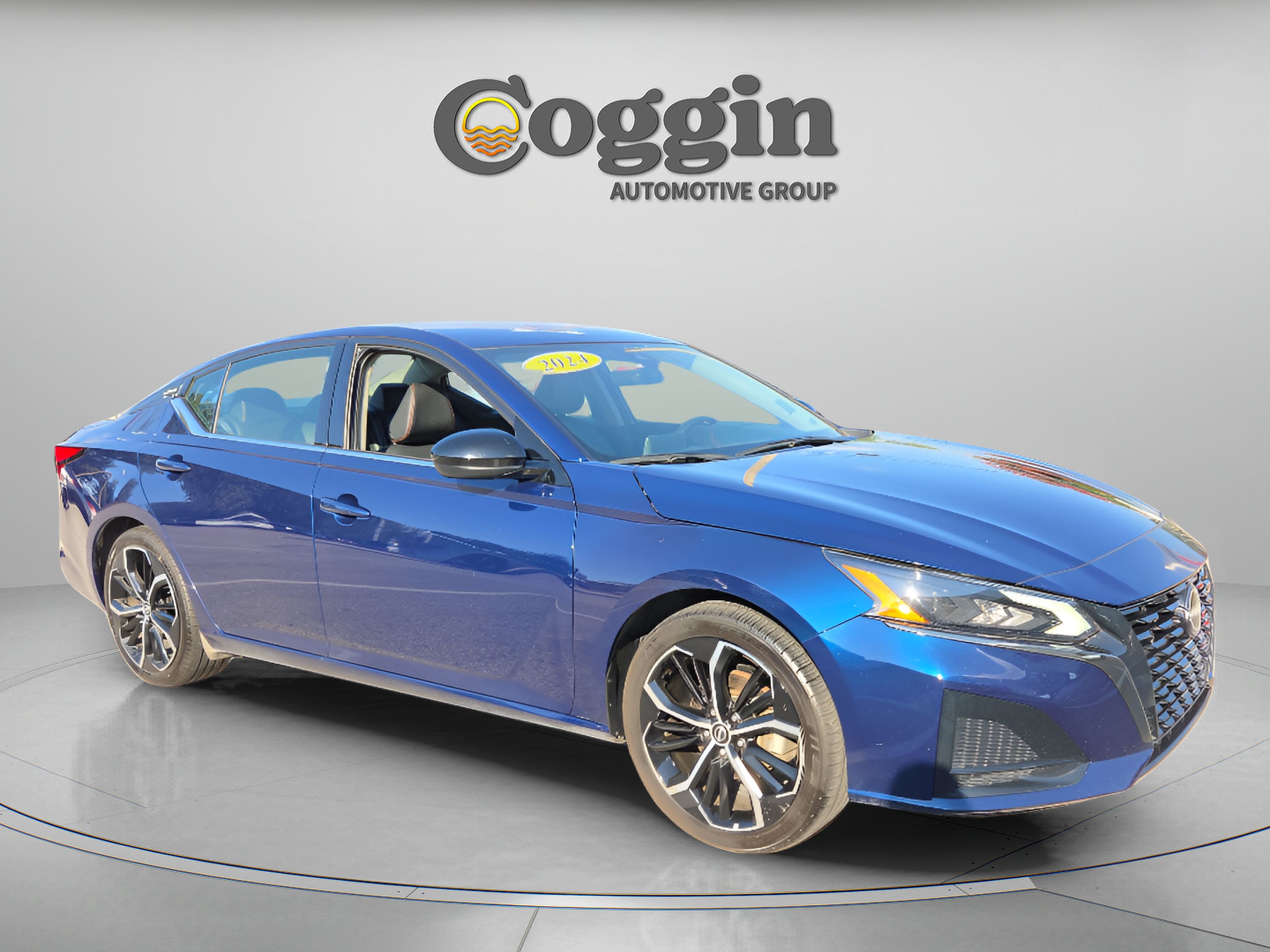 Used 2024 Nissan Altima 2.5 SR FWD image 7