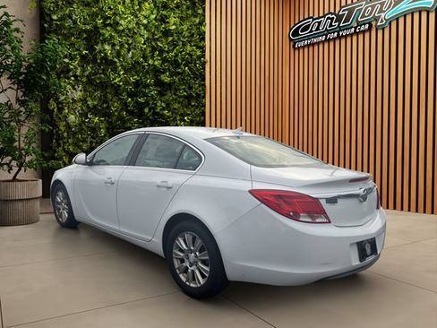 Used 2012 Buick Regal Leather FWD image 5