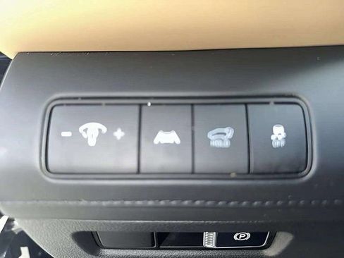 Used 2023 Hyundai Santa Fe Calligraphy w/ Cargo Package image 13