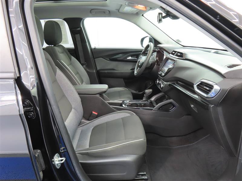 Used 2021 Chevrolet TrailBlazer LT w/ Sun and Liftgate Package AWD/4WD image 34