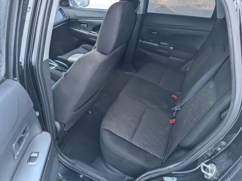 Used 2021 Mitsubishi Outlander Sport SE image 12