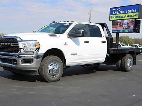 Used 2024 RAM 3500 SLT w/ Quick Order Package 2YG SLT image 3