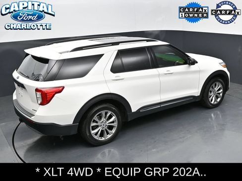Used 2023 Ford Explorer XLT w/ Equipment Group 202A AWD/4WD image 32