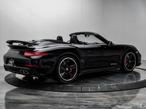 Used 2015 Porsche 911 Turbo image 16
