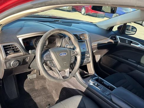 Used 2018 Ford Fusion SE w/ Fusion SE Technology Package FWD image 79