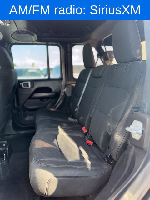 Used 2018 Jeep Wrangler Unlimited Sahara AWD/4WD image 24