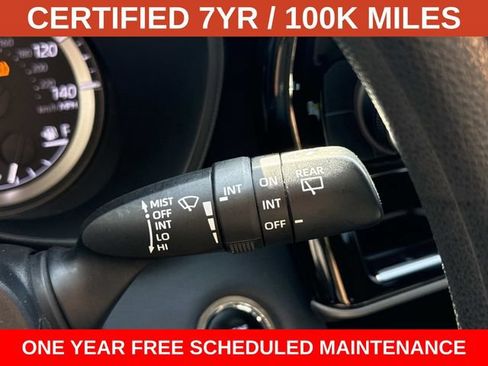 Used 2023 Toyota Highlander L AWD/4WD image 25
