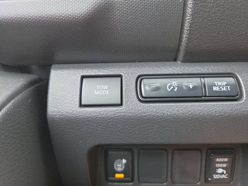 Used 2023 Nissan Frontier SV w/ SV Convenience Package AWD/4WD image 20