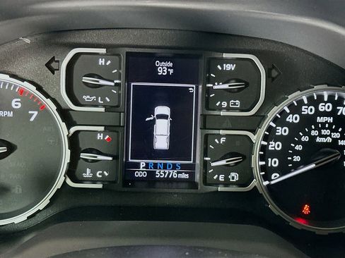 Used 2018 Toyota Tundra SR5 w/ SR5 Upgrade Package RWD image 12
