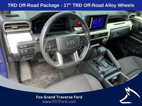 Used 2024 Toyota Tacoma TRD Off-Road AWD/4WD image 15