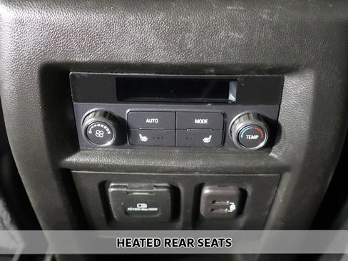 Used 2023 Chevrolet Traverse Premier AWD/4WD image 10