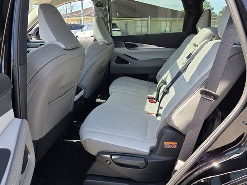 New 2026 INFINITI QX60 Luxe w/ Cargo Package image 13