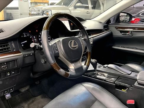 Used 2013 Lexus ES 350 w/ Luxury Pkg image 17