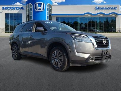 Used 2024 Nissan Pathfinder SV