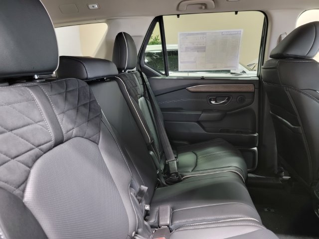 New 2026 Honda Pilot Elite image 13