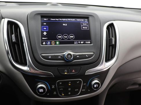 Used 2024 Chevrolet Equinox LT image 21