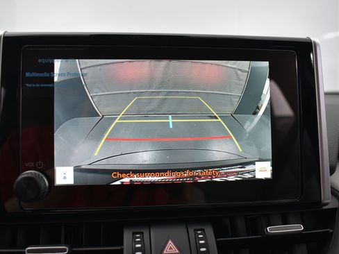 Used 2025 Toyota RAV4 XLE Premium image 20