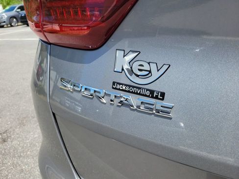 Used 2022 Kia Sportage SX FWD image 9