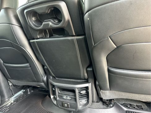 Used 2022 RAM 1500 Laramie AWD/4WD image 11