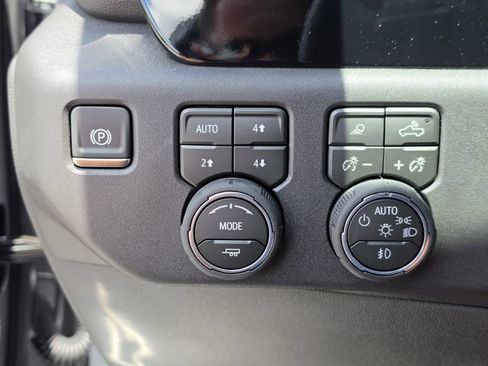 New 2026 Chevrolet Silverado 1500 RST w/ RST All Star Premium Package AWD/4WD image 32