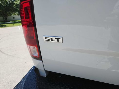 Used 2011 RAM 2500 SLT w/ Luxury Group AWD/4WD image 7