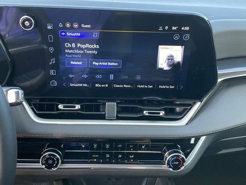 New 2026 Chevrolet Equinox LT image 12