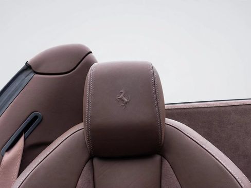 Used 2013 Ferrari 458 Spider RWD image 54