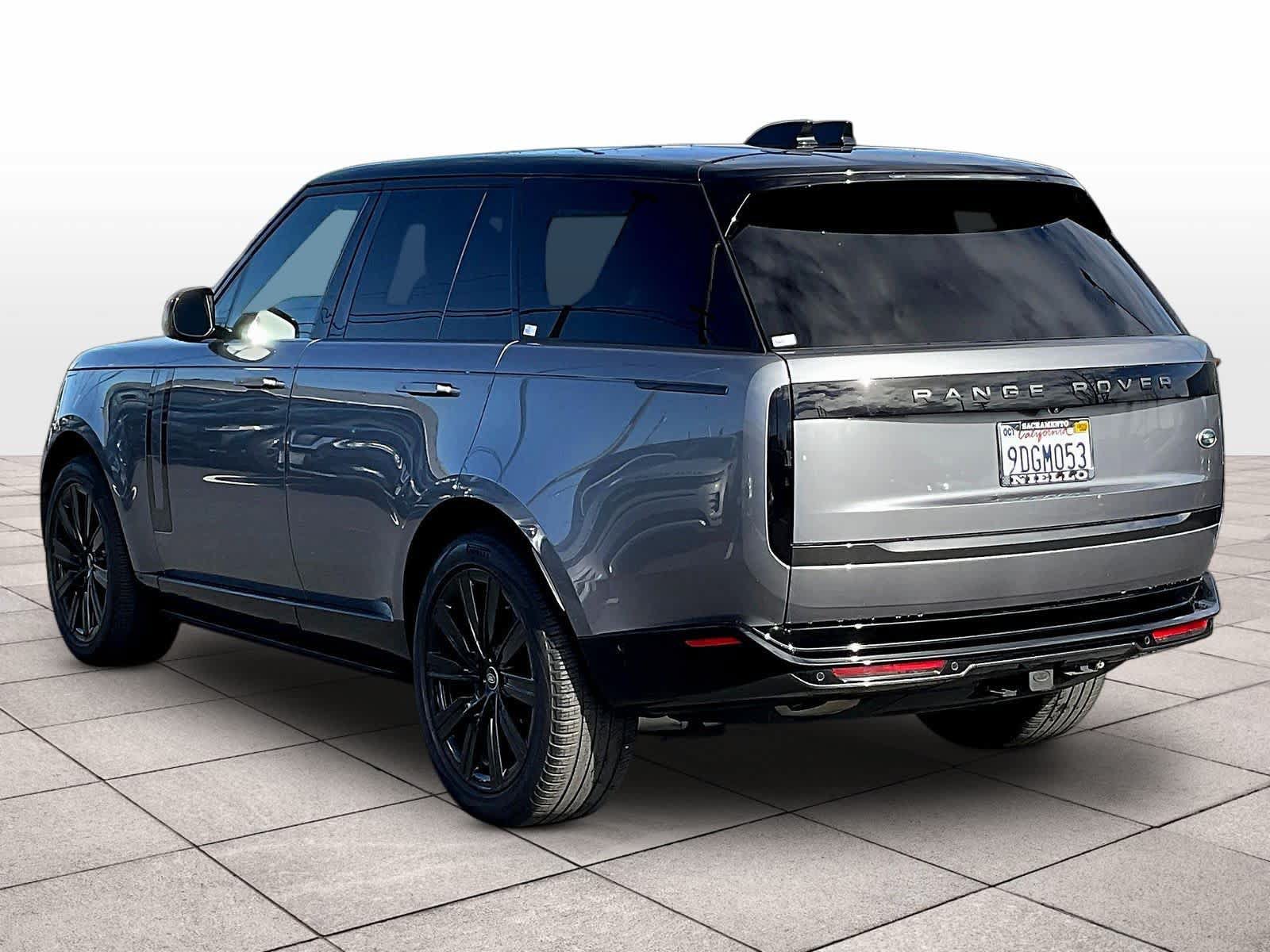 Used 2023 Land Rover Range Rover SE AWD/4WD image 14
