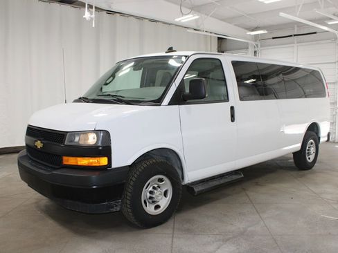 Used 2023 Chevrolet Express 3500 LS image 4