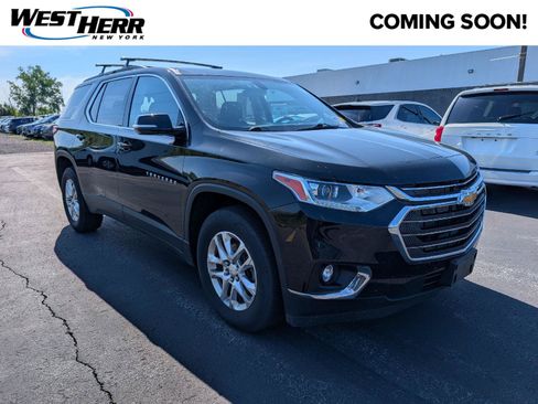Used 2020 Chevrolet Traverse LT w/ LPO, Floor Liner Package AWD/4WD image 1