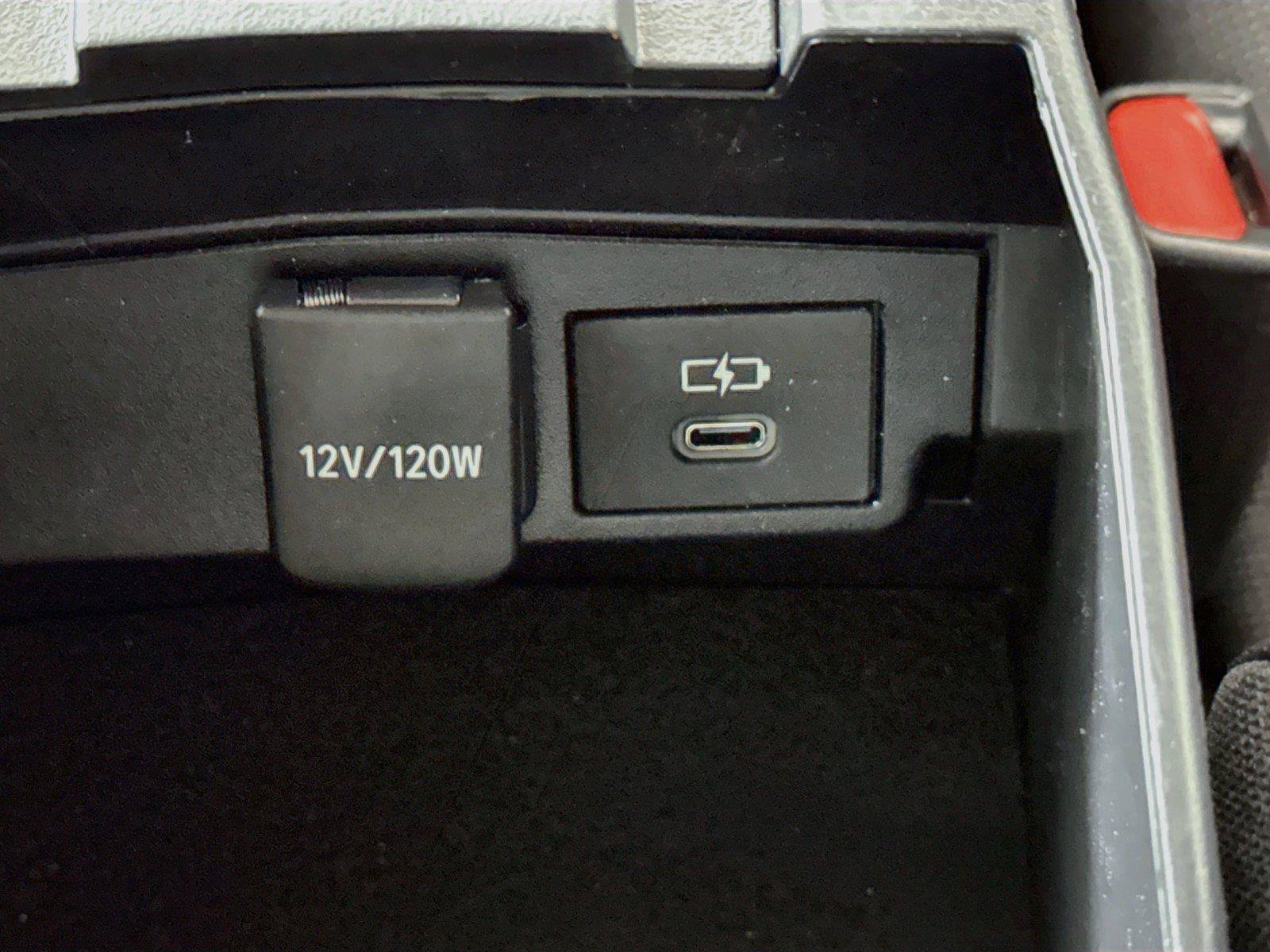 Certified 2026 Toyota Corolla SE w/ SE Package FWD image 31