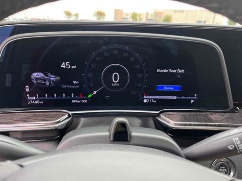 Used 2023 Cadillac Escalade Premium Luxury image 25