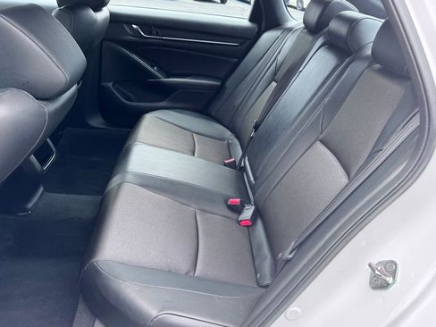 Used 2019 Honda Accord Sport image 29