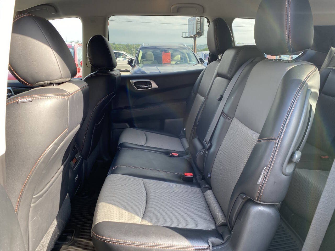 Used 2019 Nissan Pathfinder SV w/ Rock Creek Edition AWD/4WD image 15