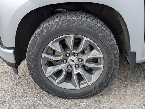Used 2021 Chevrolet Silverado 1500 RST RWD image 11