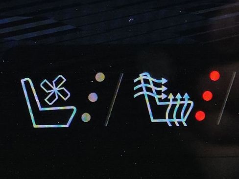 Certified 2024 Chevrolet Traverse RS w/ LPO, Floor Liner Package image 8