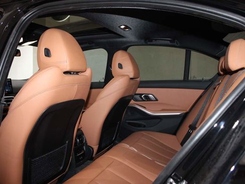 Certified 2023 BMW 330i 330i w/ Convenience Package image 16