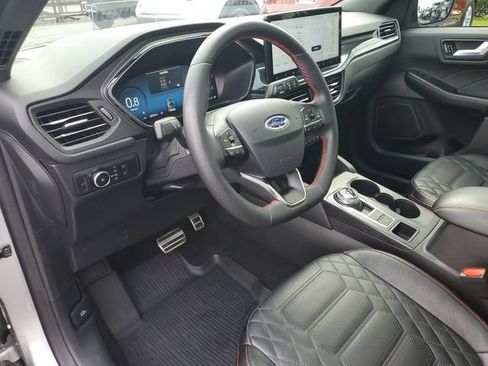 Used 2024 Ford Escape ST-Line Elite w/ Premium Technology Package AWD/4WD image 9