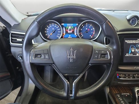 Used 2017 Maserati Ghibli S Q4 image 12