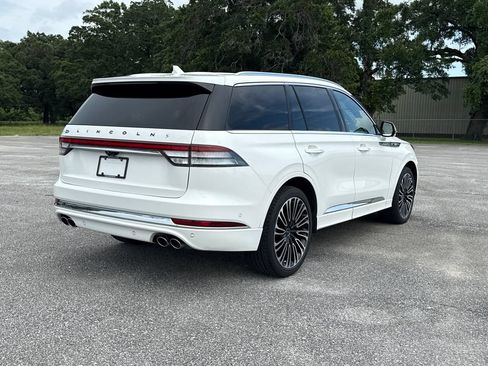 Used 2022 Lincoln Aviator Black Label AWD/4WD image 8