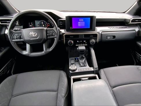 Used 2026 Toyota Tacoma SR5 AWD/4WD image 16