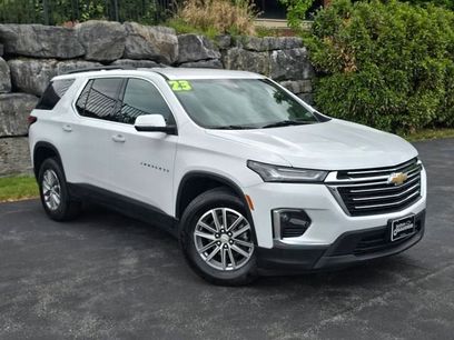 Used 2023 Chevrolet Traverse LT
