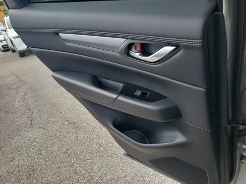 Used 2025 MAZDA CX-5 AWD 2.5 S w/ Select Package image 9