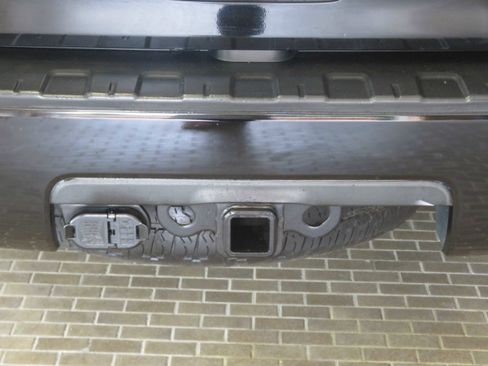 Used 2012 Toyota Sequoia Platinum AWD/4WD image 86