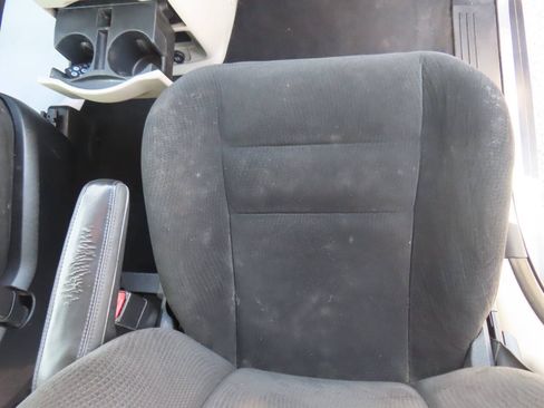 Used 2016 Dodge Grand Caravan American Value Package w/ UConnect Hands-Free Group FWD image 39
