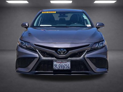 Used 2024 Toyota Camry SE FWD image 9