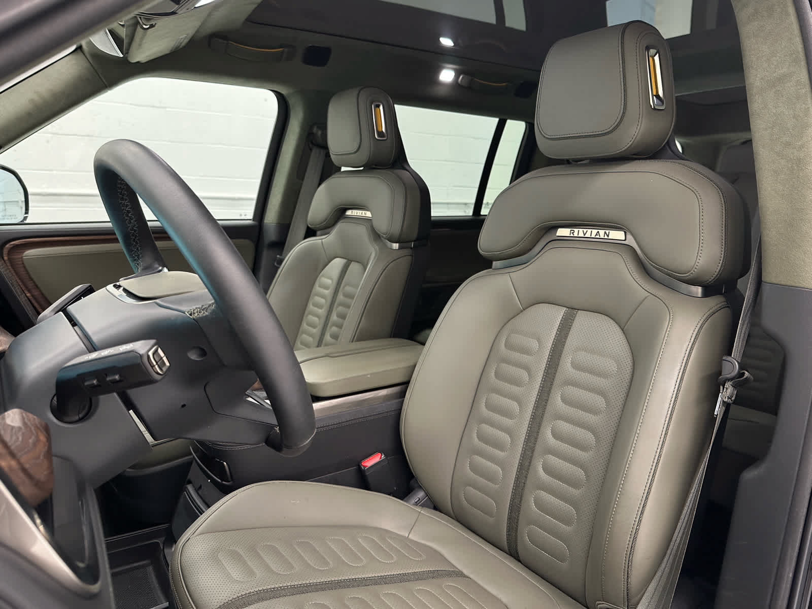 Used 2023 Rivian R1S Adventure Quad AWD/4WD image 13