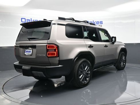 Used 2024 Toyota Land Cruiser Base image 8