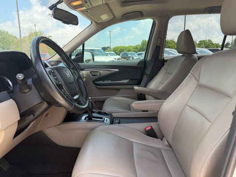 Used 2017 Honda Pilot EX-L image 10